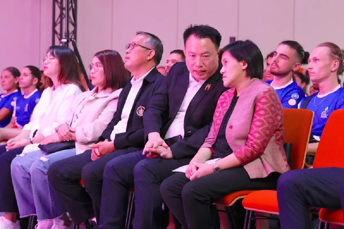 ชาวฝรั่งเศสแห่ร่วมมวยไทยมาสเตอร์คลาส คับคั่งกว่า 400 คน