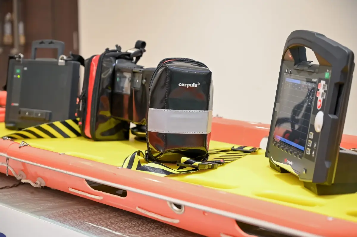 GULF มอบเครื่องกระตุกหัวใจ สนับสนุนกู้ชีพชายแดนอุบลฯ