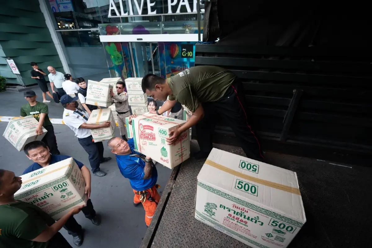 กลุ่มพูลผลมอบสิ่งของ 1 ล้านบาท หนุนกำลังใจทหารกองทัพภาคที่ 2