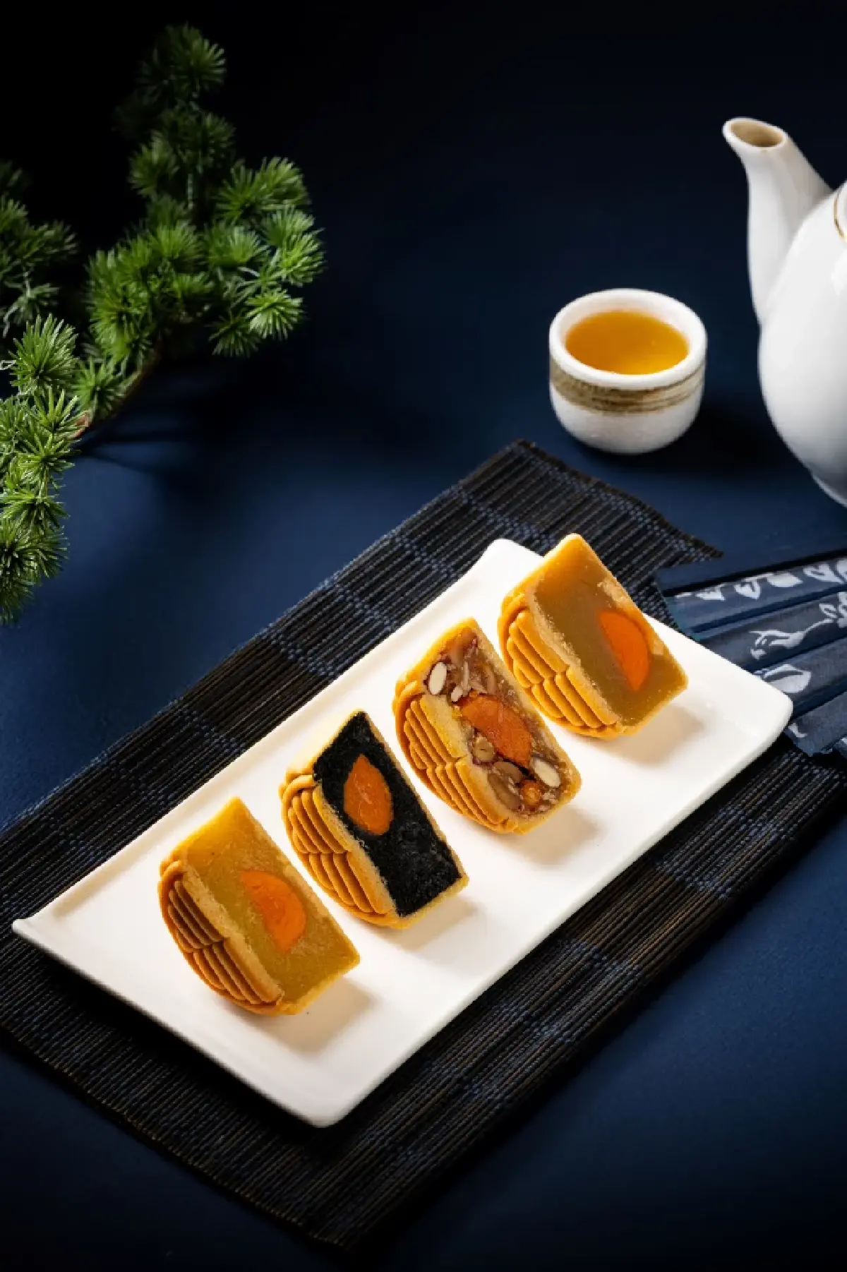 เปิดตำรับ 4 รสชาติมงคล ขนมไหว้พระจันทร์จาก พูลแมน คิง เพาเวอร์ฯ