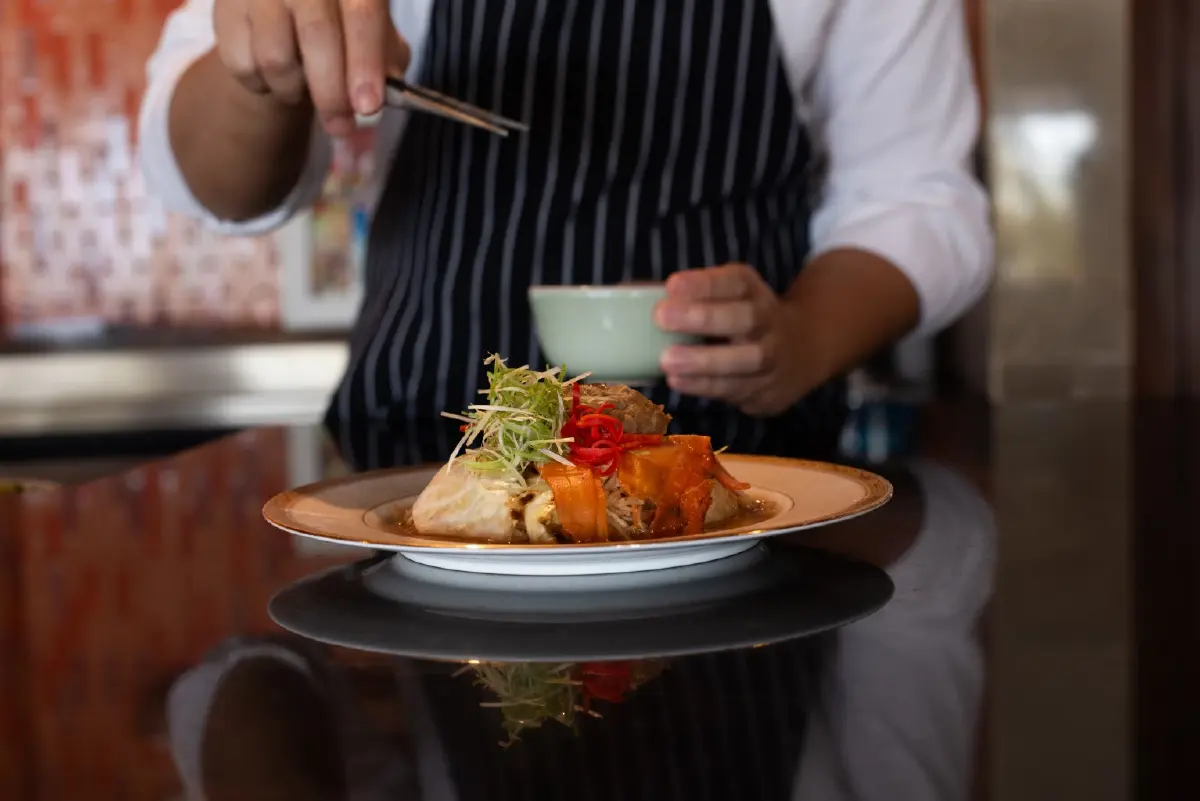 เซ็นทาราชูเสน่ห์อาหารเจไทยสู่เวทีโลก เสิร์ฟเมนูวีแกนจากภูเก็ตถึงดูไบ