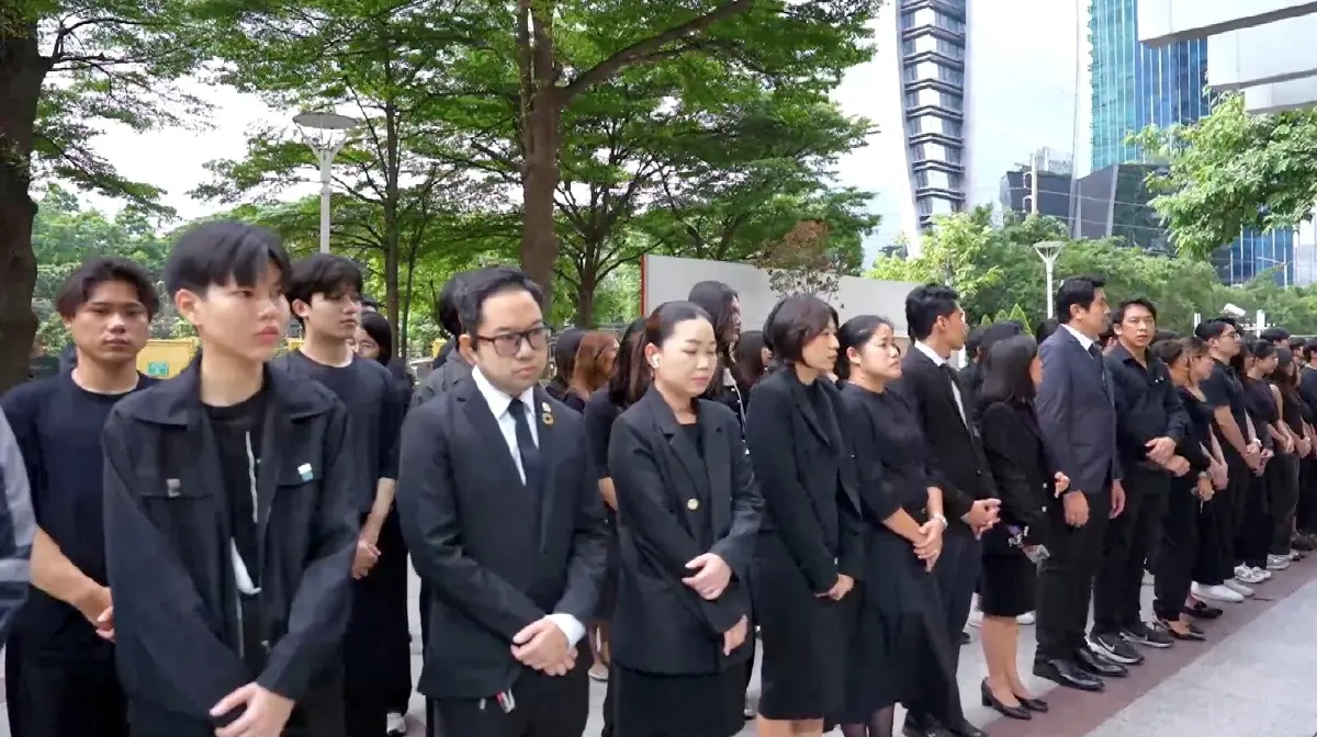 ทรูฯ ทั่วประเทศ ร่วมแสดงความอาลัย 'สมเด็จพระพันปีหลวง'