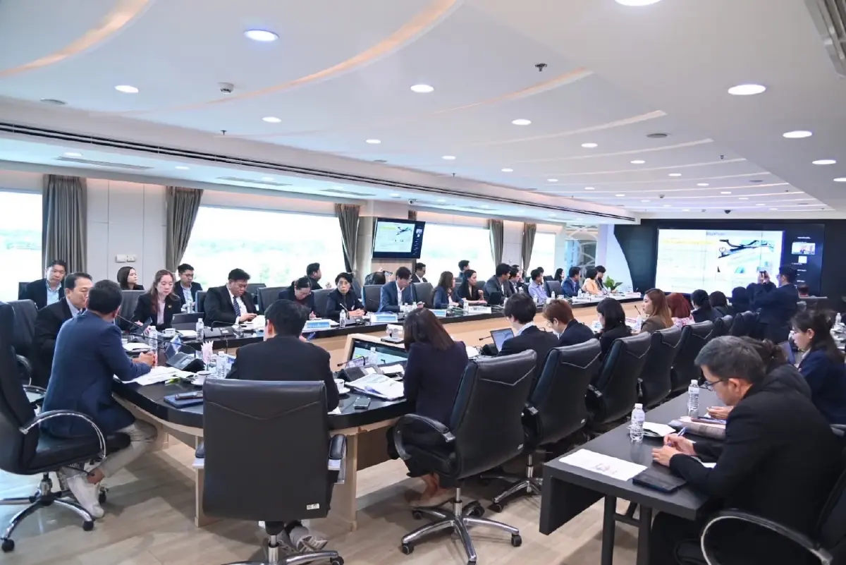 พาณิชย์ หารือเครือข่ายร้านขายยา คุมราคา-ซื้อนอกโรงพยาบาล