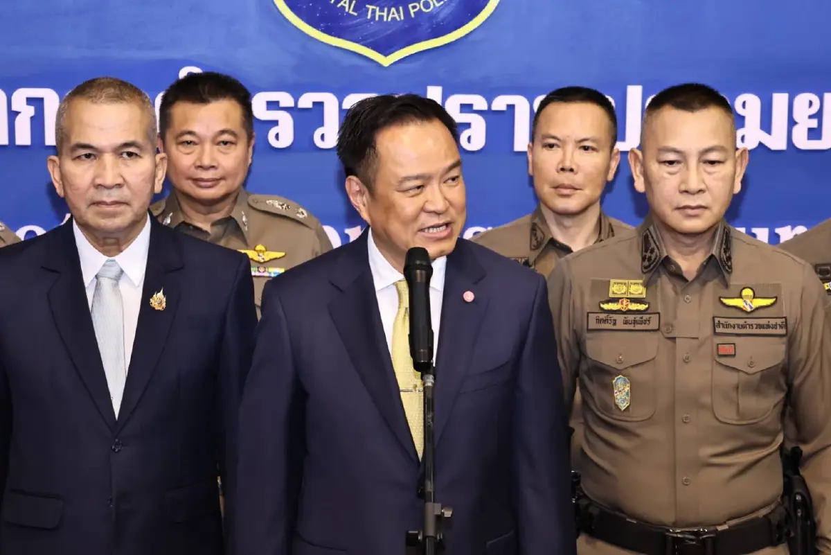 "อนุทิน" นำแถลง "ปราบยาเสพติด" 2 วัน จับ 10 ราย ยึด ยาบ้า 15.78 ล้านเม็ด