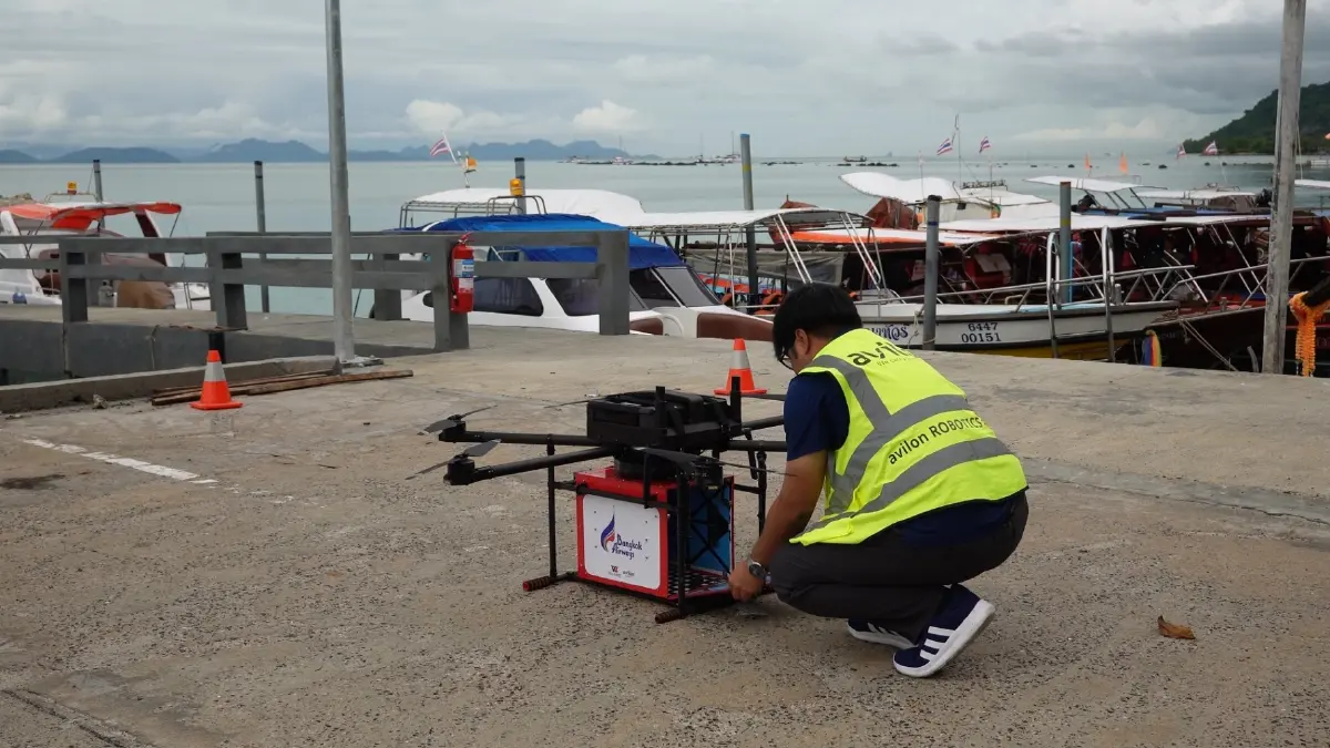 รัฐปูทาง "โดรนส่งสินค้า" ลดต้นทุนขนส่งเวชภัณฑ์พื้นที่ห่างไกล