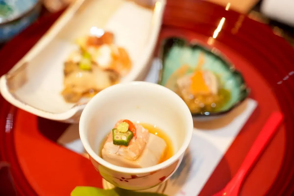 สยามพารากอน–ไอคอนสยาม จัด Moonlight Dinner Cruise สุดเอ็กซ์คลูซีฟ