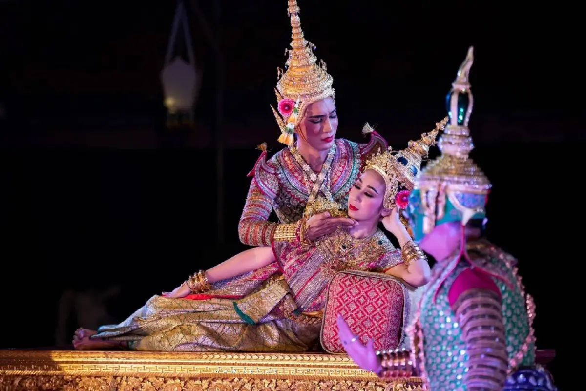 ไอคอนสยามจัด ICONSIAM THAICONIC LOY KRATHONG สืบสานประเพณีไทย