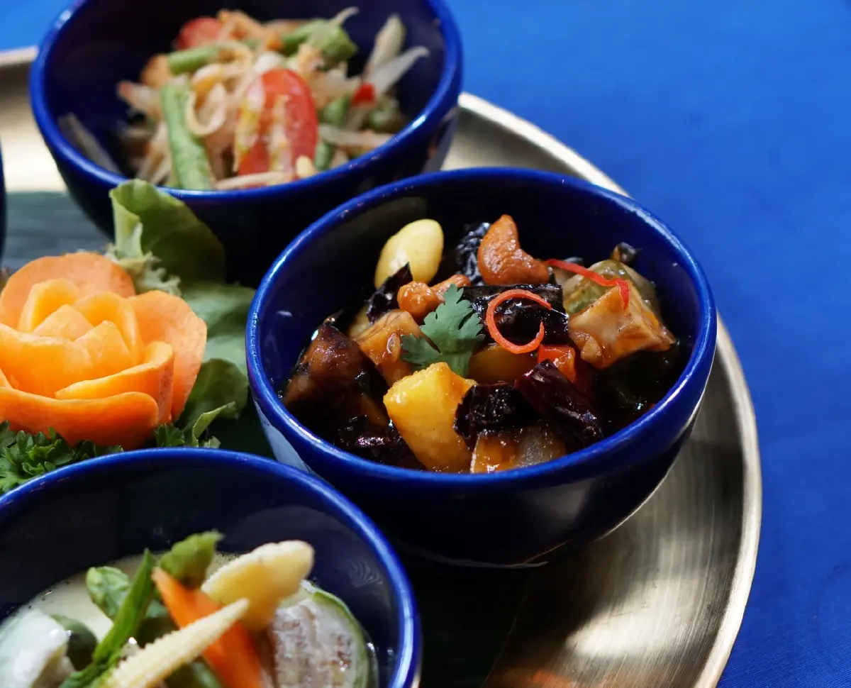 Blue Elephant สาทร: Fine Dining วีแกน "Aroi Thai Vegetarian Set"