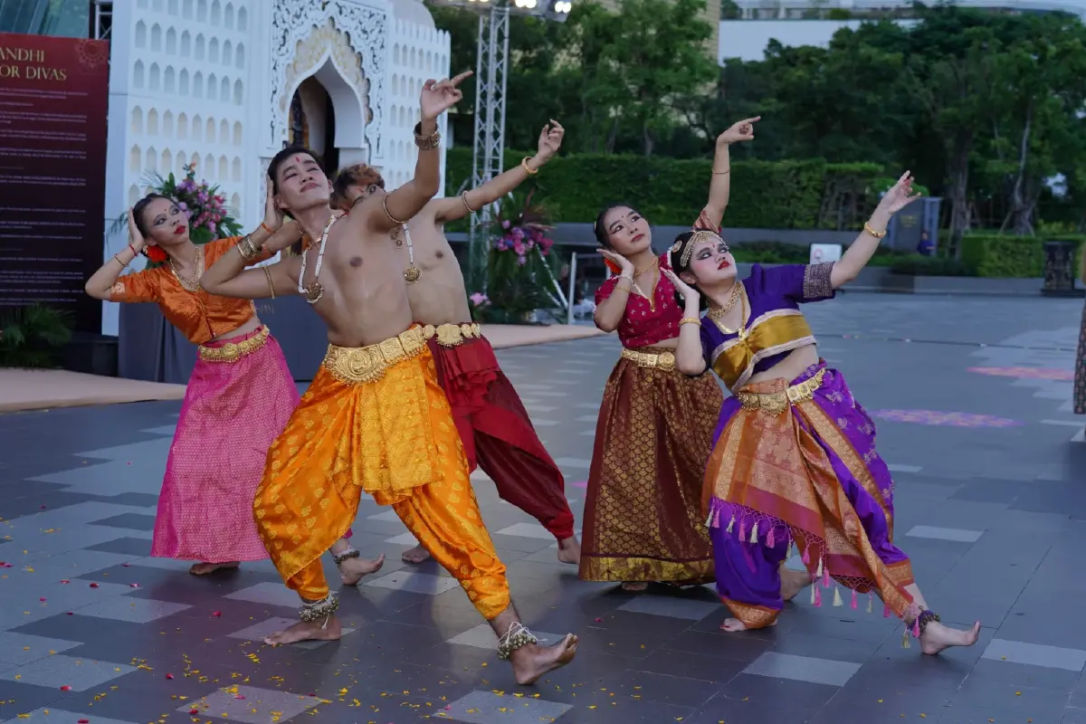 ฉลองแสงแห่งมิตรภาพ ไทย อินเดีย ใน Diwali Festival 2025 ที่ไอคอนสยาม