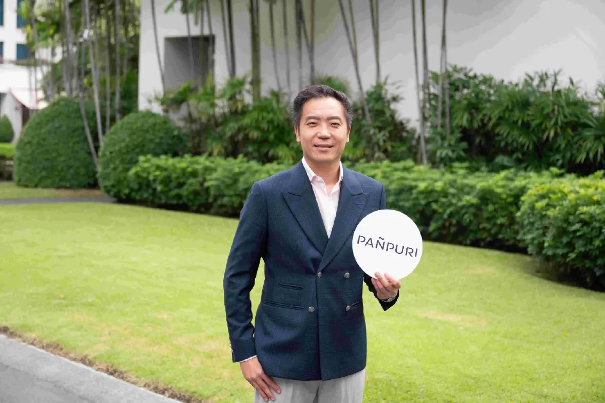 นายปราโมทย์ เดชะบุญศิริพานิช  กรรมการผู้จัดการ บริษัท ปุริ จำกัด 