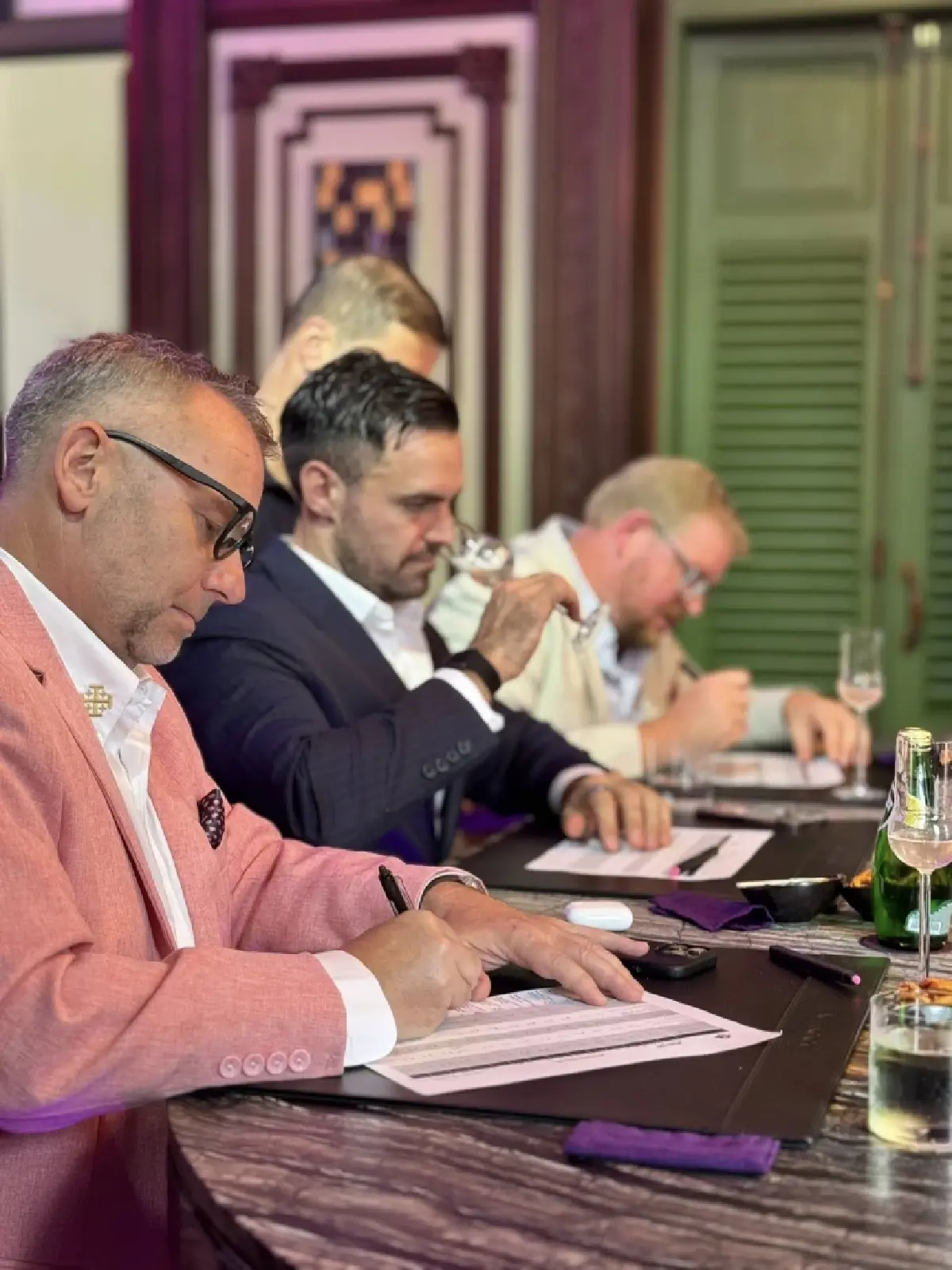 มิกโซโลจิสต์ไทยสุดเจ๋ง! คว้าแชมป์ Marriott APEC ด้วยค็อกเทล “ตั๊กแตน”