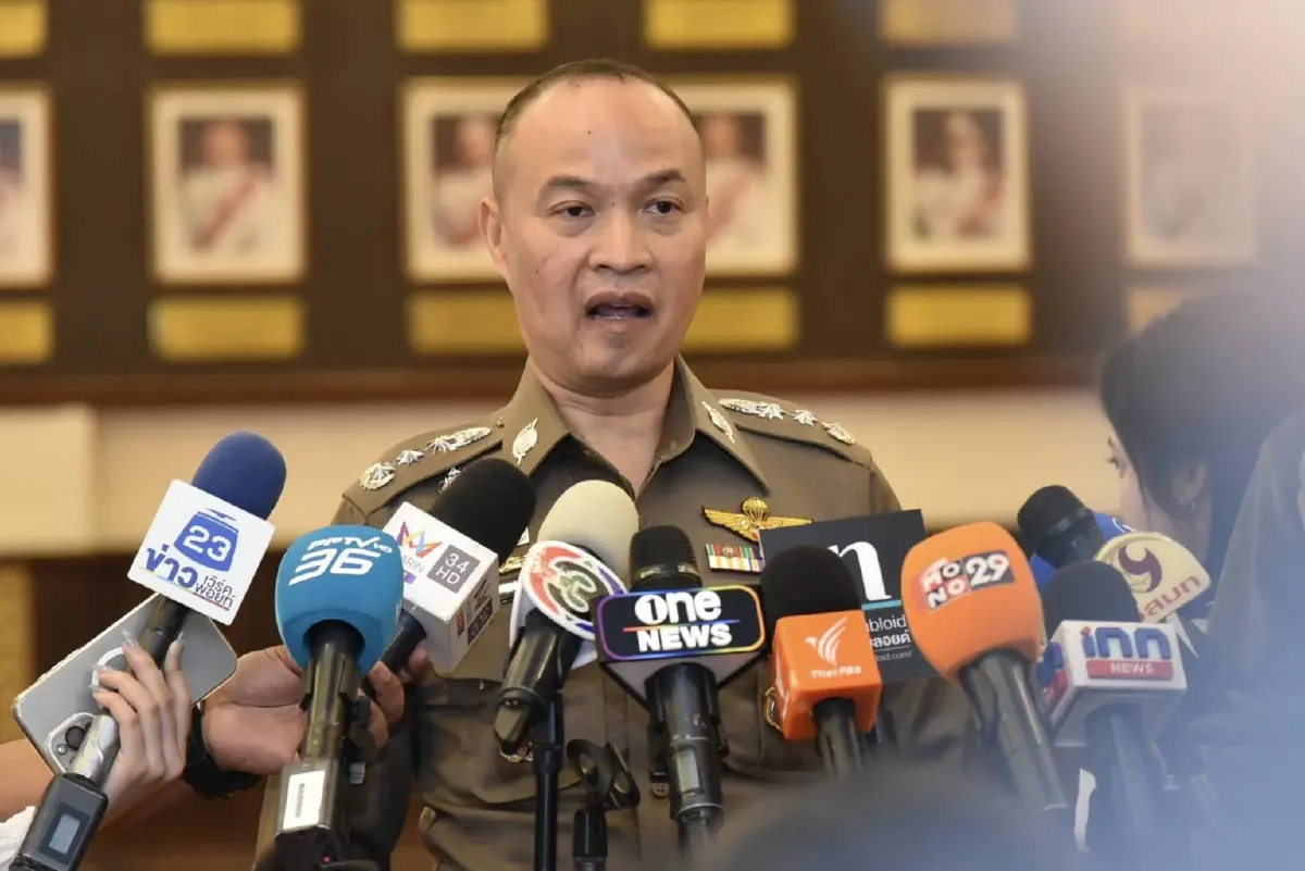 พล.ต.ท.ไตรรงค์ ผิวพรรณ รองจเรตำรวจแห่งชาติ