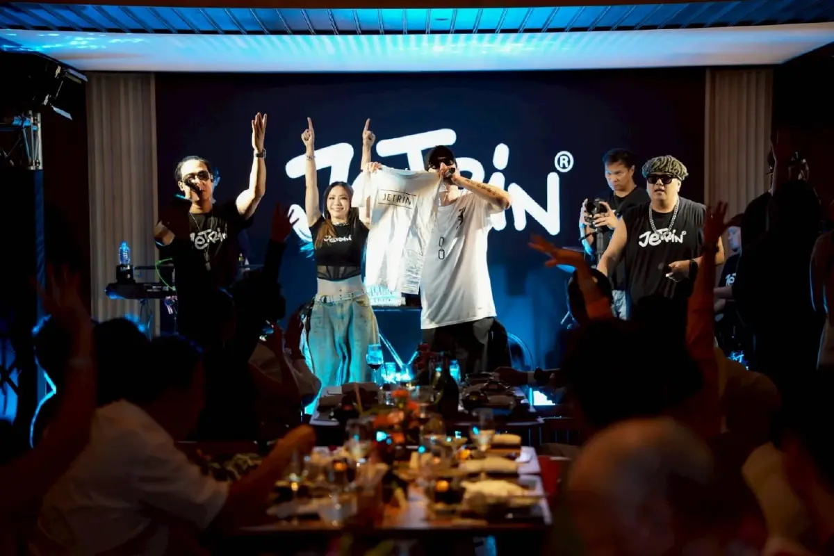 สยามพารากอน–ไอคอนสยาม จัด Moonlight Dinner Cruise สุดเอ็กซ์คลูซีฟ