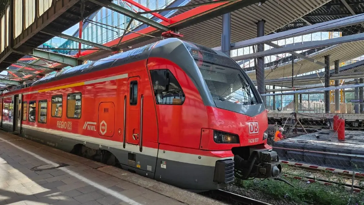 ส่อง TOR “รถไฟฟ้าสายสีแดงเข้ม” วงเงินกว่า 6,064 ล้านบาท