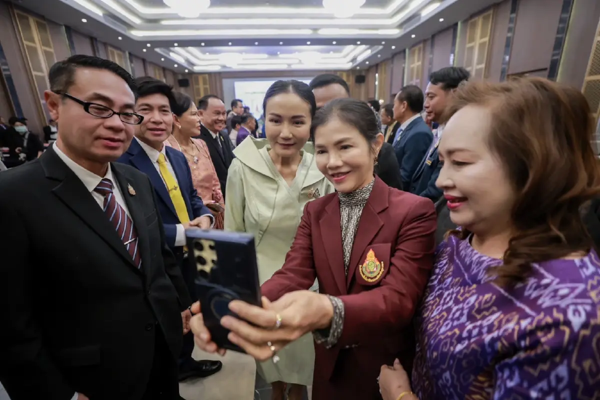 “นฤมล” น้อมนำพระราชดำรัส ร.10 เน้นสอนประวัติศาสตร์ให้เด็กคิดวิเคราะห์