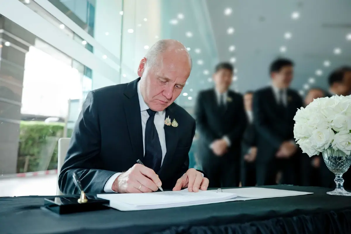 ทรูฯ ทั่วประเทศ ร่วมแสดงความอาลัย 'สมเด็จพระพันปีหลวง'