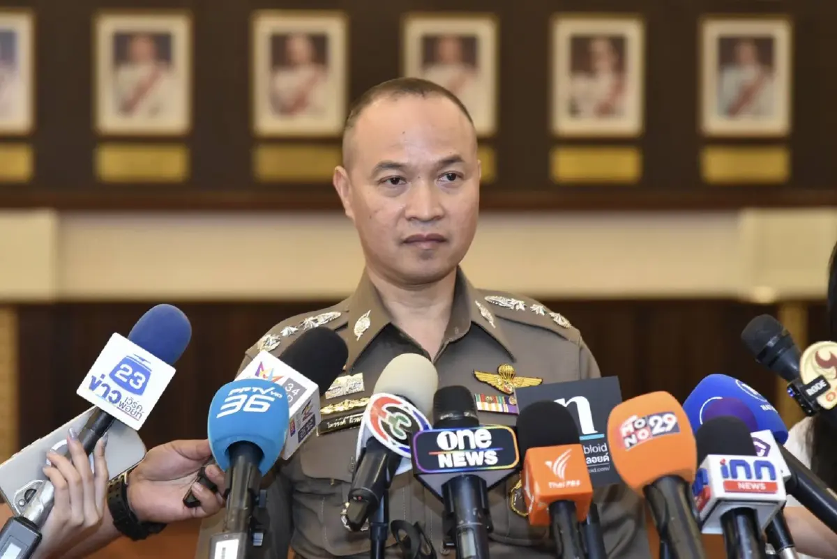 พล.ต.ท.ไตรรงค์ ผิวพรรณ รองจเรตำรวจแห่งชาติ