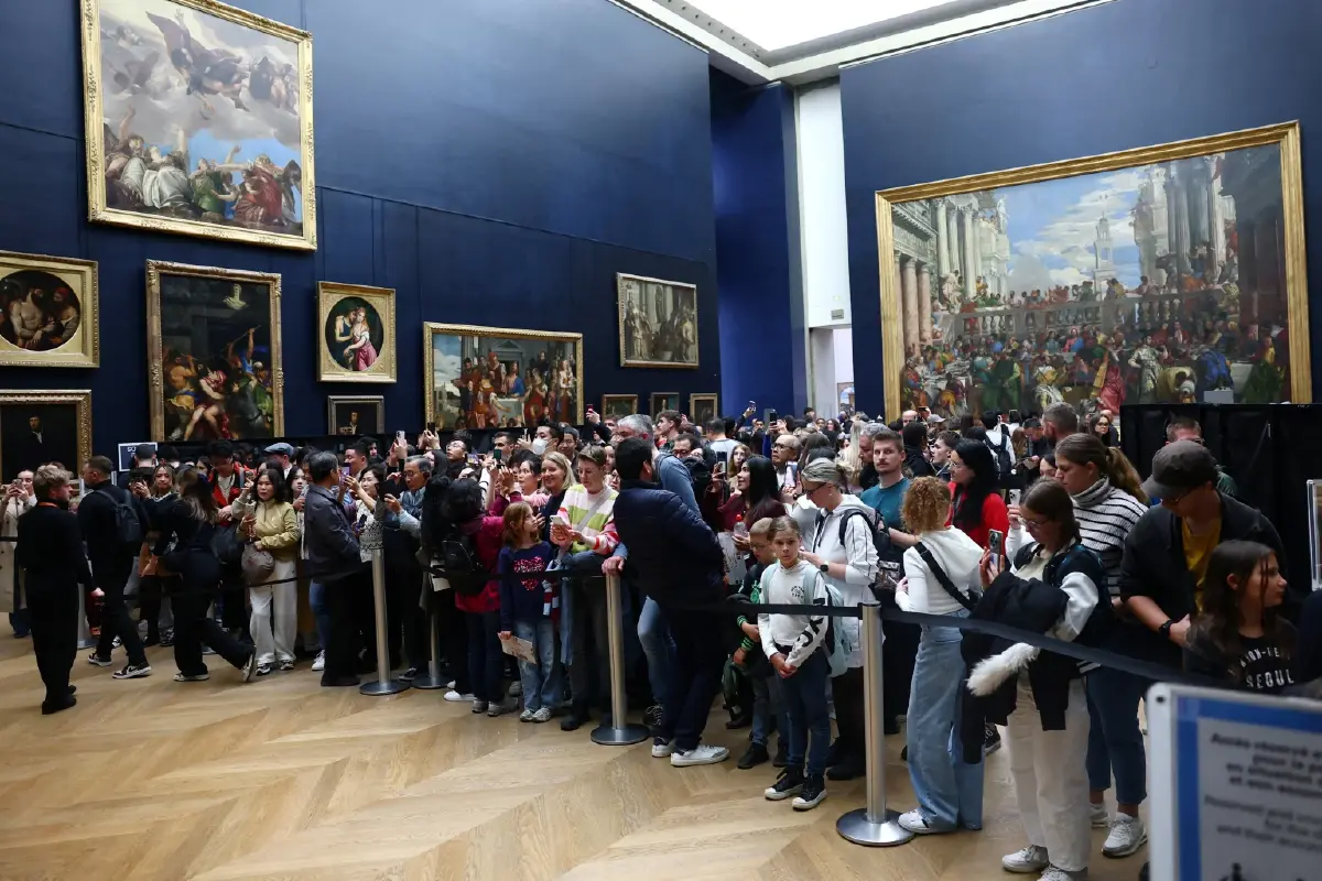 ฝรั่งเศสจับผู้ต้องสงสัยคดีโจรกรรมอัญมณีจากพิพิธภัณฑ์ลูฟวร์