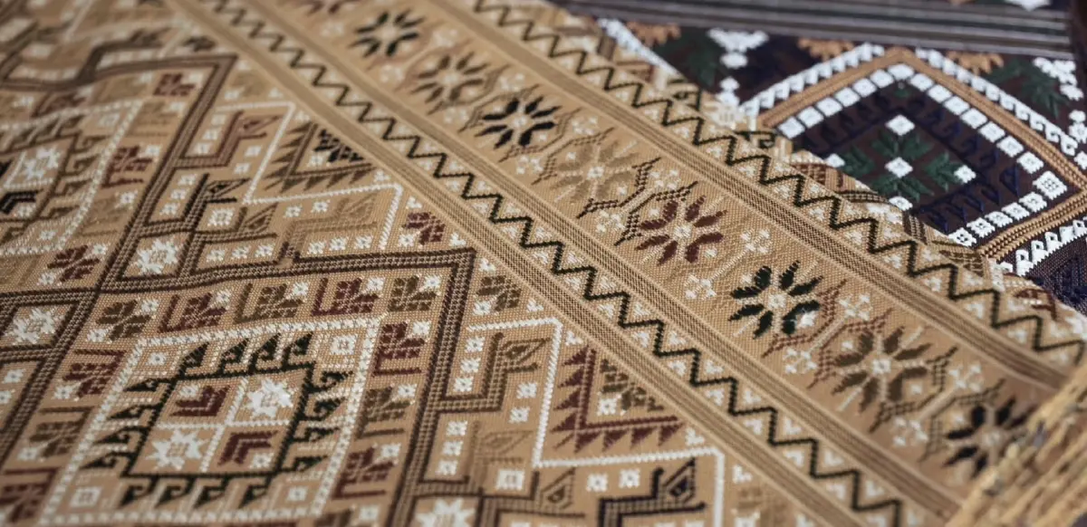 พาณิชย์ น้อมรำลึกสมเด็จพระพันปีหลวง ผู้ทรงสืบสานงานศิลปหัตถกรรมไทย