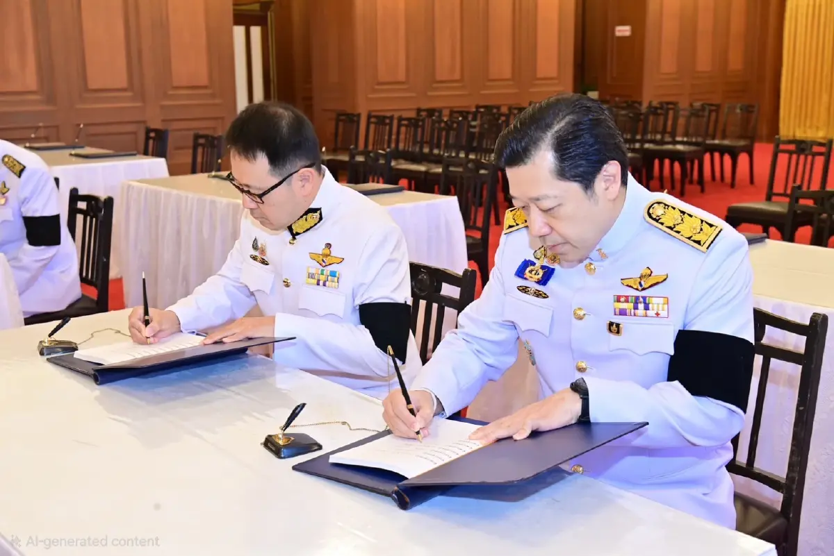 “ธนินท์ เจียรวนนท์” นำคณะผู้นำซีพี ถวายน้ำสรงพระบรมศพ “สมเด็จพระพันปีหลวง”