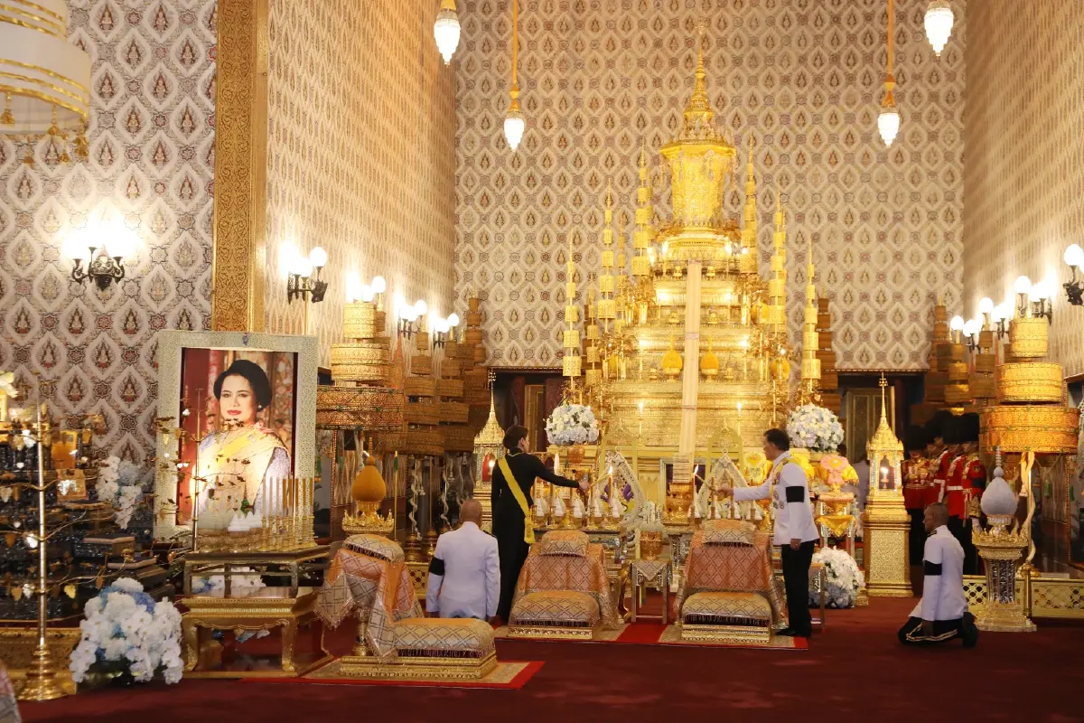 ตำนาน "พระโกศทองใหญ่" และพระโกศ 14 ลำดับยศ เครื่องประกอบพระอิสริยยศแห่งราชสำนักไทย