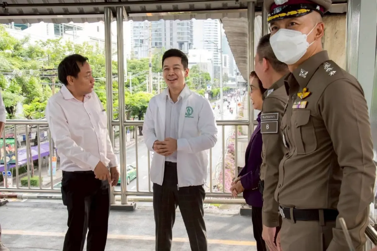 เปิดใช้แล้ว สกายวอล์ก สุรศักดิ์ – กรุงเทพคริสเตียน แก้รถติดเพิ่มความปลอดภัยประชาชน