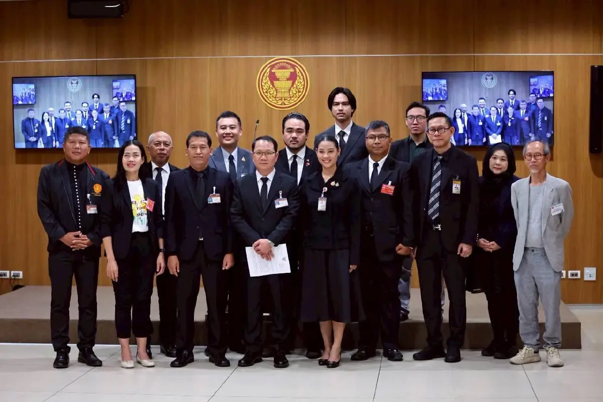 ไฟเขียว! ร่างแก้ "พ.ร.บ.คุ้มครองแรงงาน" ลดชั่วโมงทำงาน-เพิ่มวันหยุด