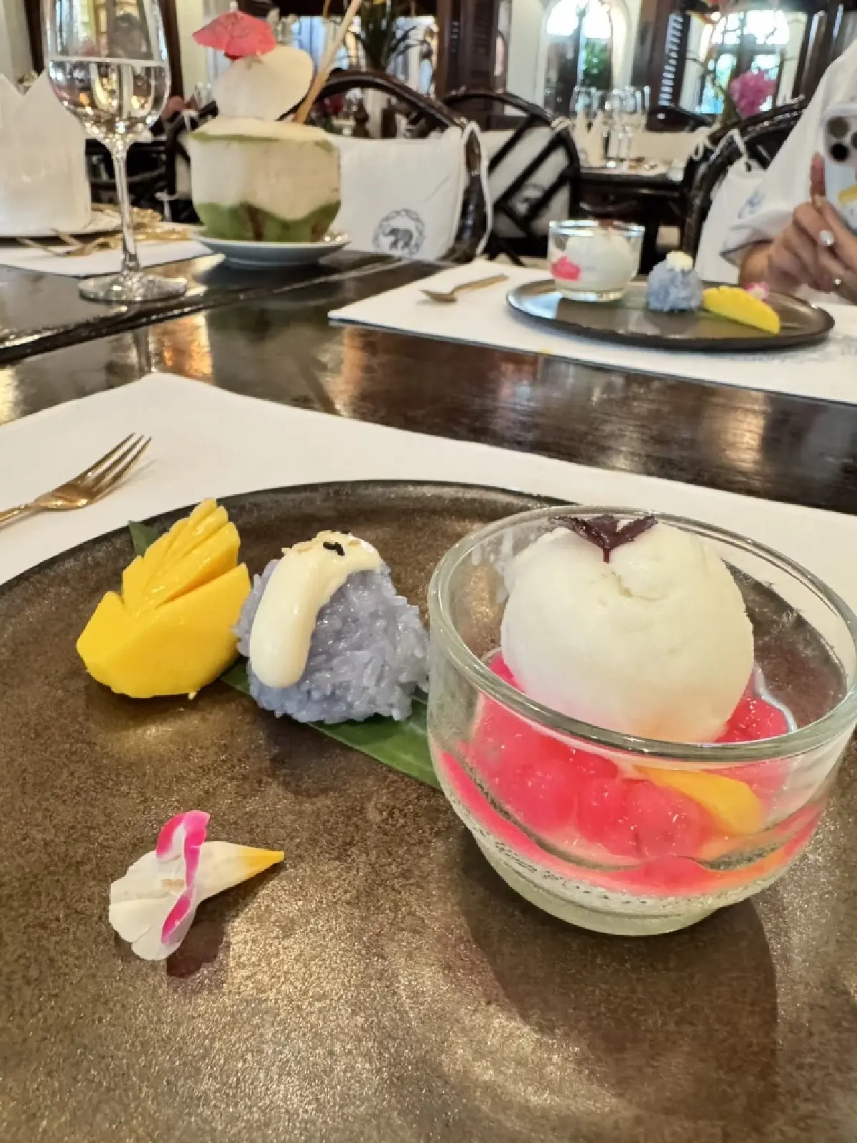 Blue Elephant สาทร: Fine Dining วีแกน "Aroi Thai Vegetarian Set"