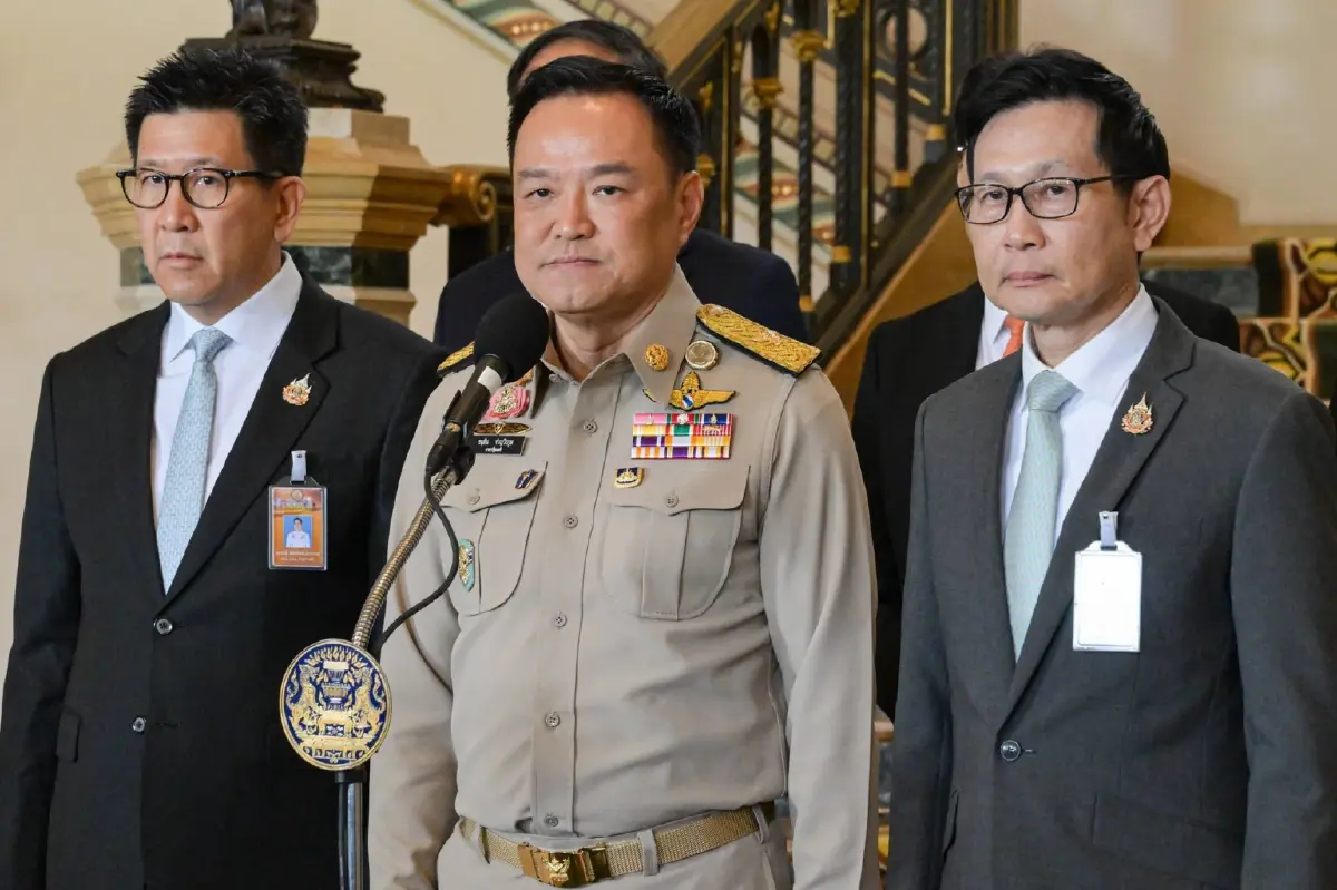 “อนุทิน” เดินหน้าพลังงานสะอาด หนุนโซลาร์ฟาร์ม–โซลาร์สูบน้ำ