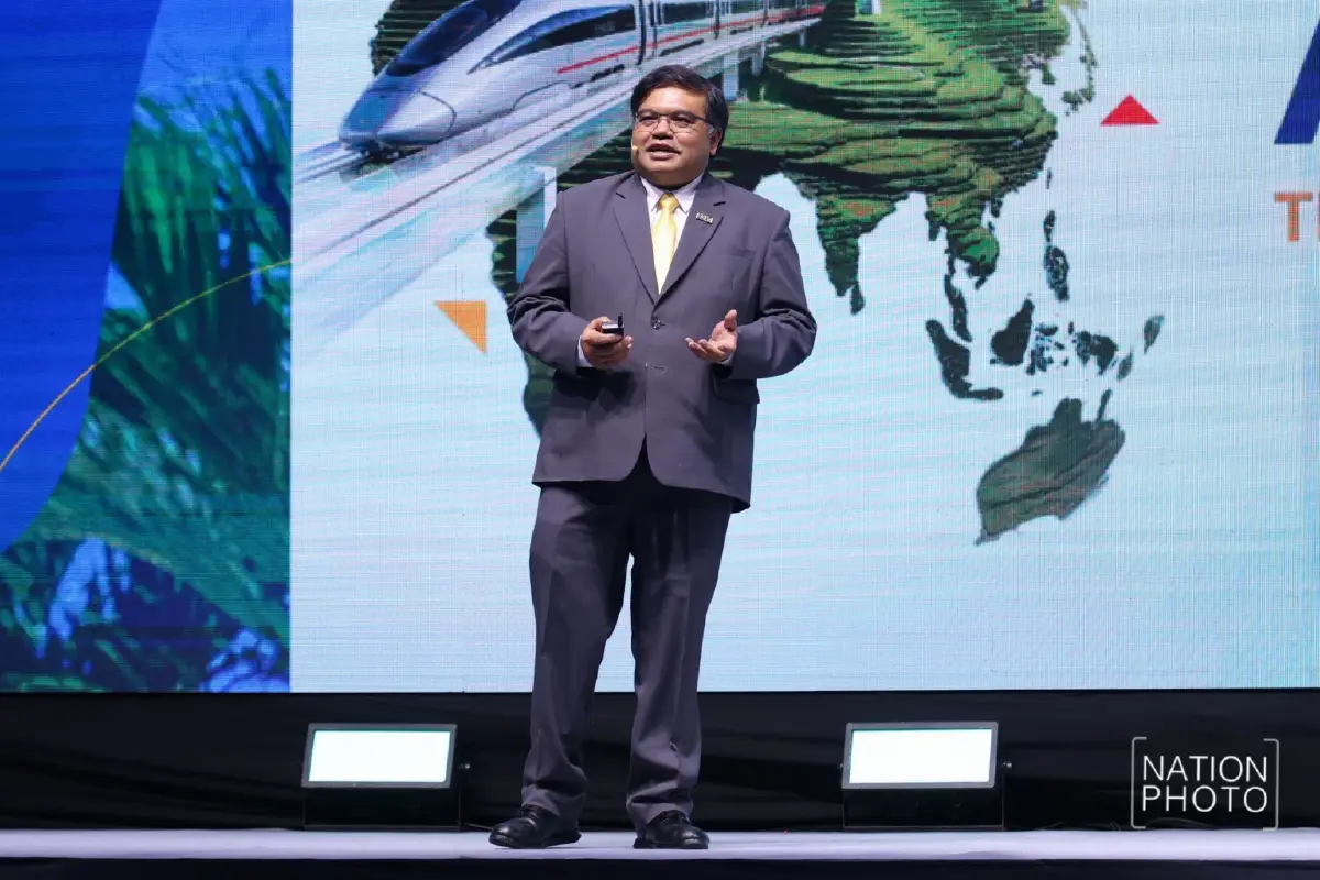 นายวฤต รัตนชื่น  ผู้ช่วยผู้ว่าการวิจัย นวัตกรรม และพัฒนาธุรกิจ การไฟฟ้าฝ่ายผลิตแห่งประเทศไทย (กฟผ.)