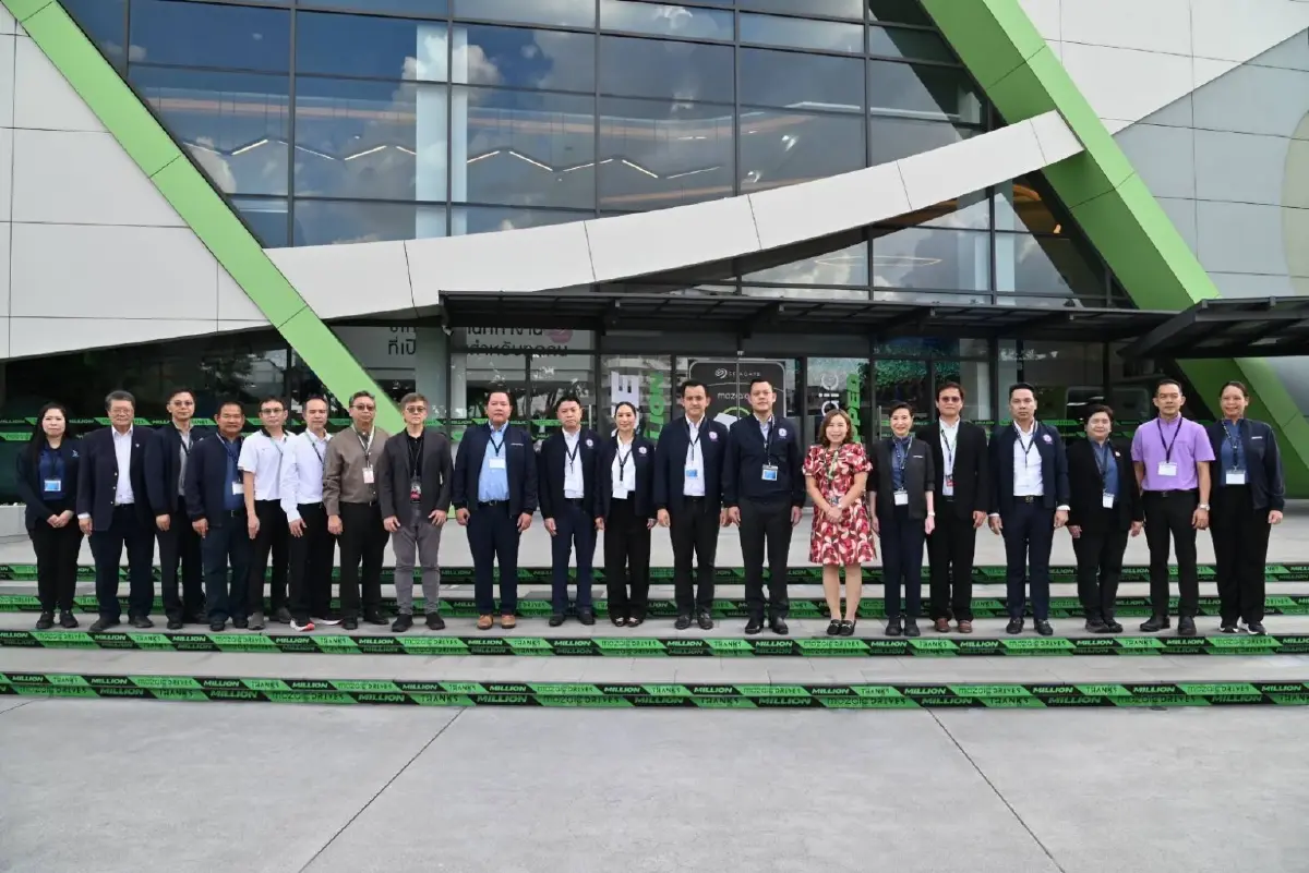 ธนกรตรวจพัฒนาอุตฯอิเล็กทรอนิกส์อัจฉริยะหนุนไทยสู่ฐานผลิตโลก