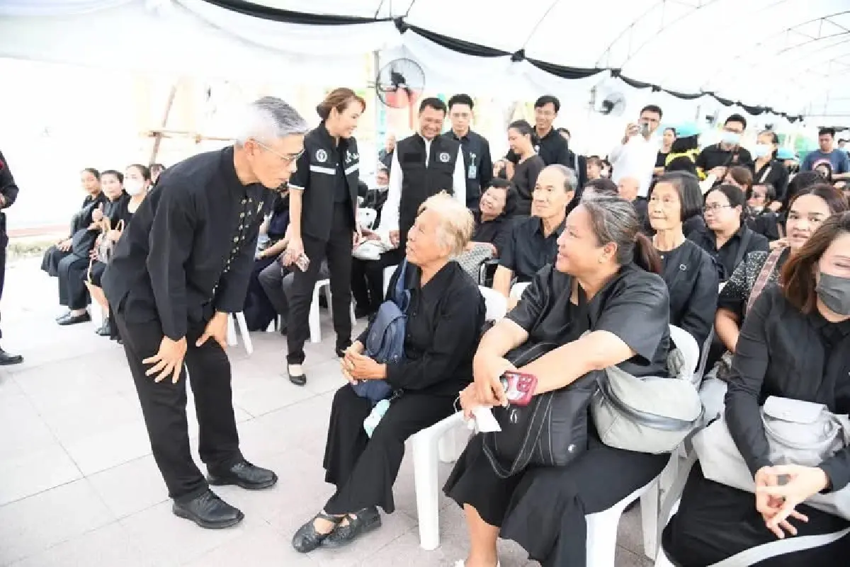 กทม.เผยยอดประชาชนถวายอาลัยพระบรมศพพระพันปีหลวง 1.5 หมื่นคน