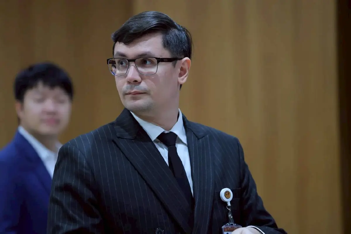 แฟ้มภาพ : นายรังสิมันต์ โรม สส. บัญชีรายชื่อและรองหัวหน้าพรรคประชาชน 