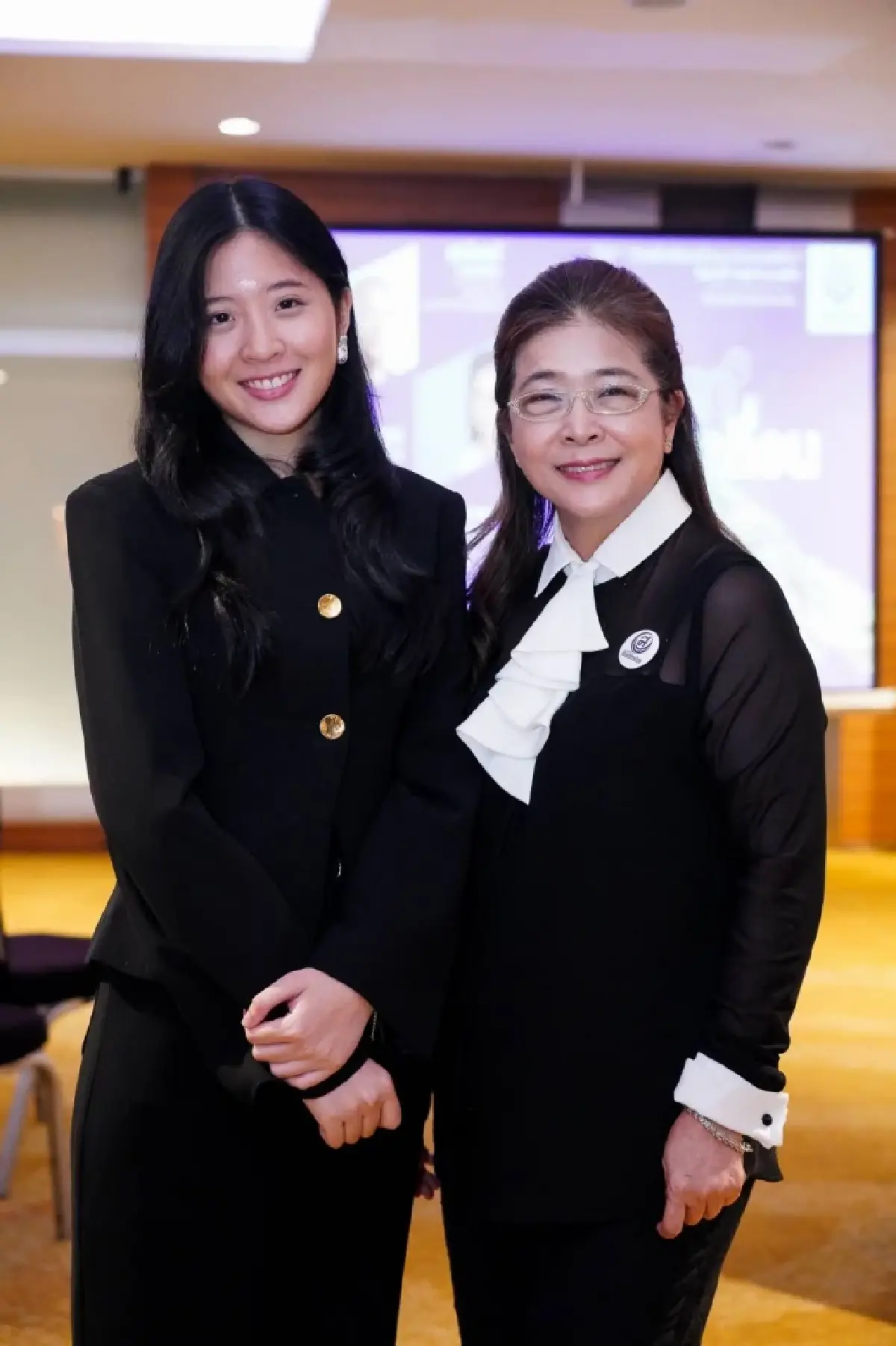 “จินนี่–ยศสุดา” ยันการเมืองไม่ใช่มรดกแม่ ลั่นมาด้วยใจเอง