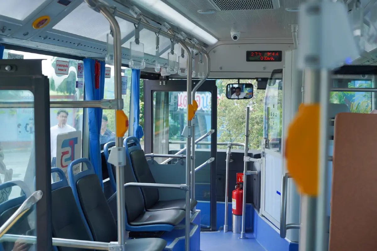 TSB ส่งมอบรถสานฝัน EV Bus สานฝันให้ 'หมอนทองวิทยา'