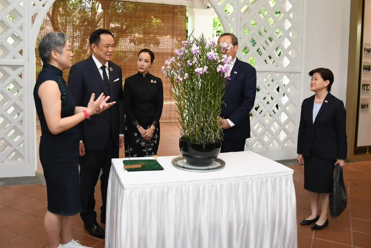 สิงคโปร์ตั้งชื่อกล้วยไม้สายพันธุ์ใหม่ เป็นเกียรติ "นายกฯ อนุทิน และภริยา"