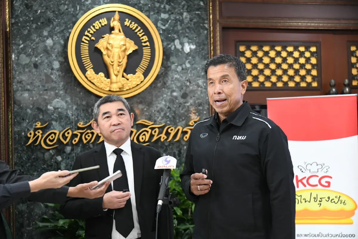 \"ชัชชาติ\" เร่งพร่องน้ำคลองรับมือฝนเกิน 100 มม. ถนนสายหลักแห้งแล้ว