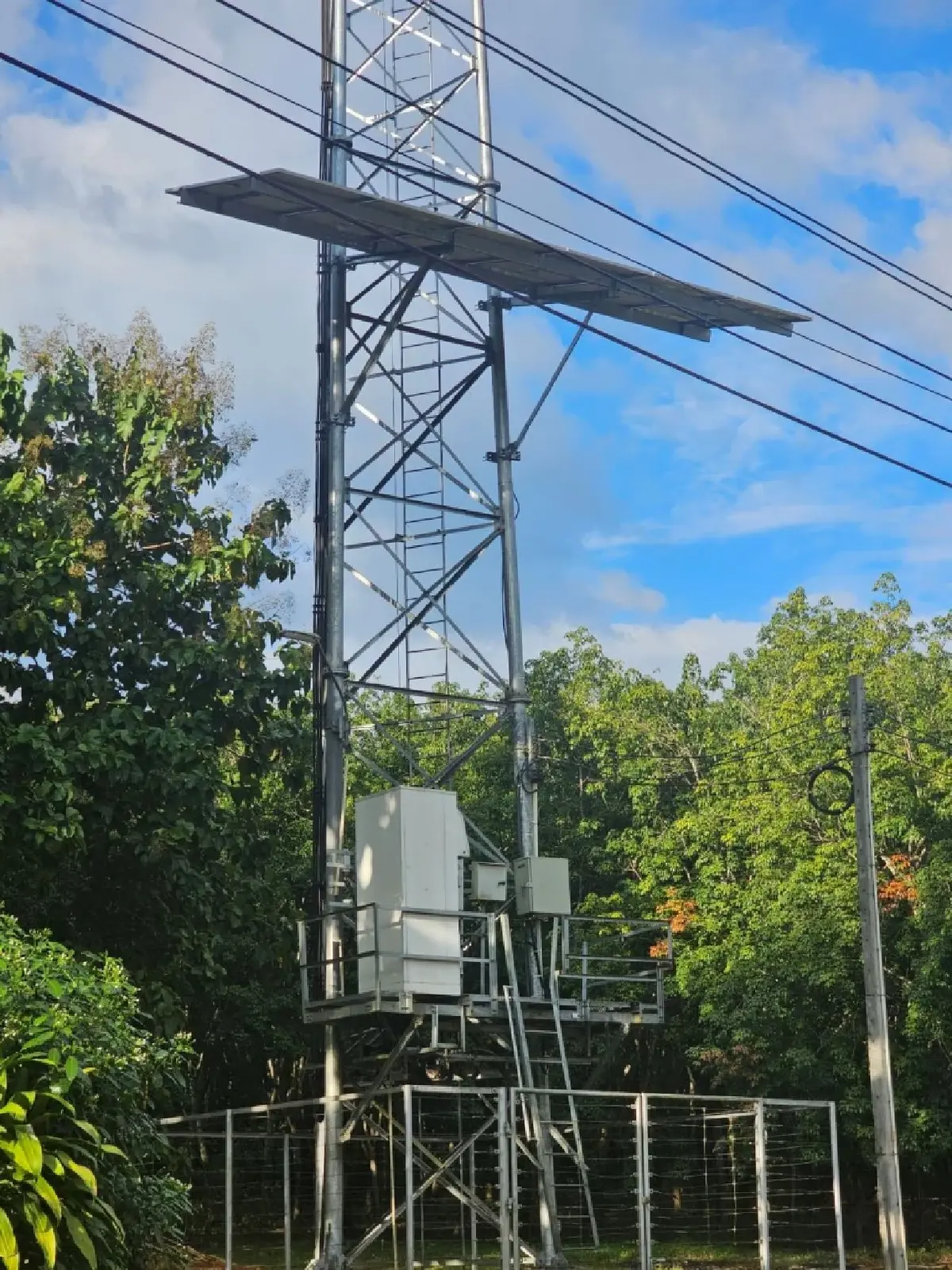 ศักยภาพแสงอาทิตย์อีสาน หนุน AIS ลดคาร์บอนหมื่นตันต่อเดือน