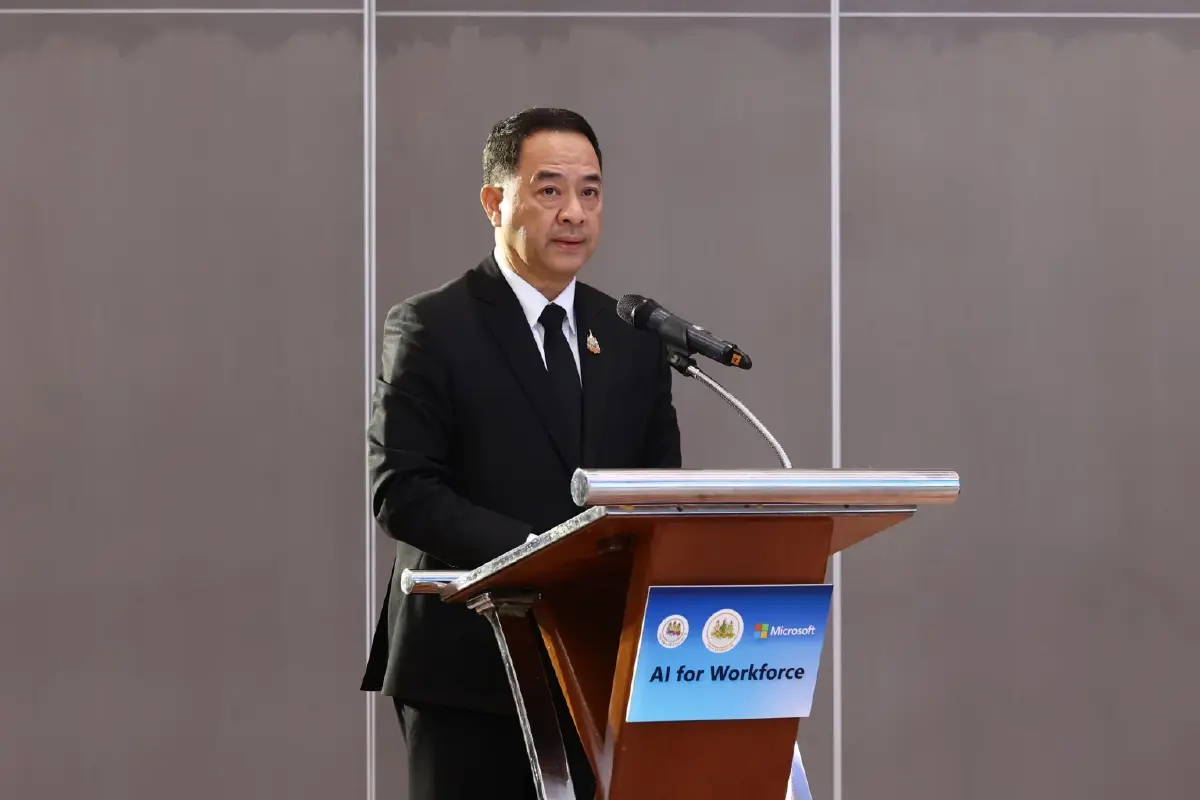 สมาสภ์ ปัทมะสุคนธ์ รองปลัดกระทรวงแรงงาน