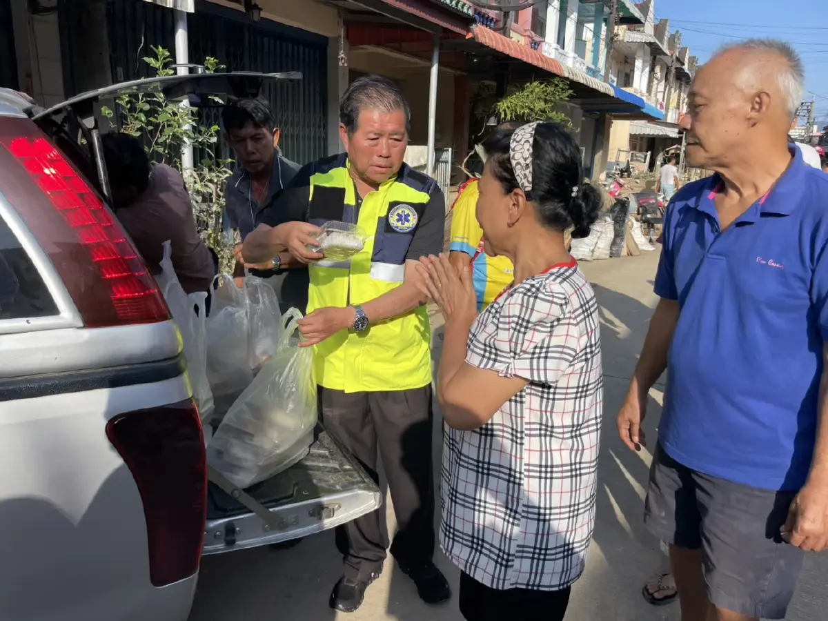 'นิพนธ์-สรรเพชญ'  เสนอ 3 มาตรการช่วยน้ำท่วม  'ฟื้นคน-เมือง-เศรษฐกิจสงขลา'