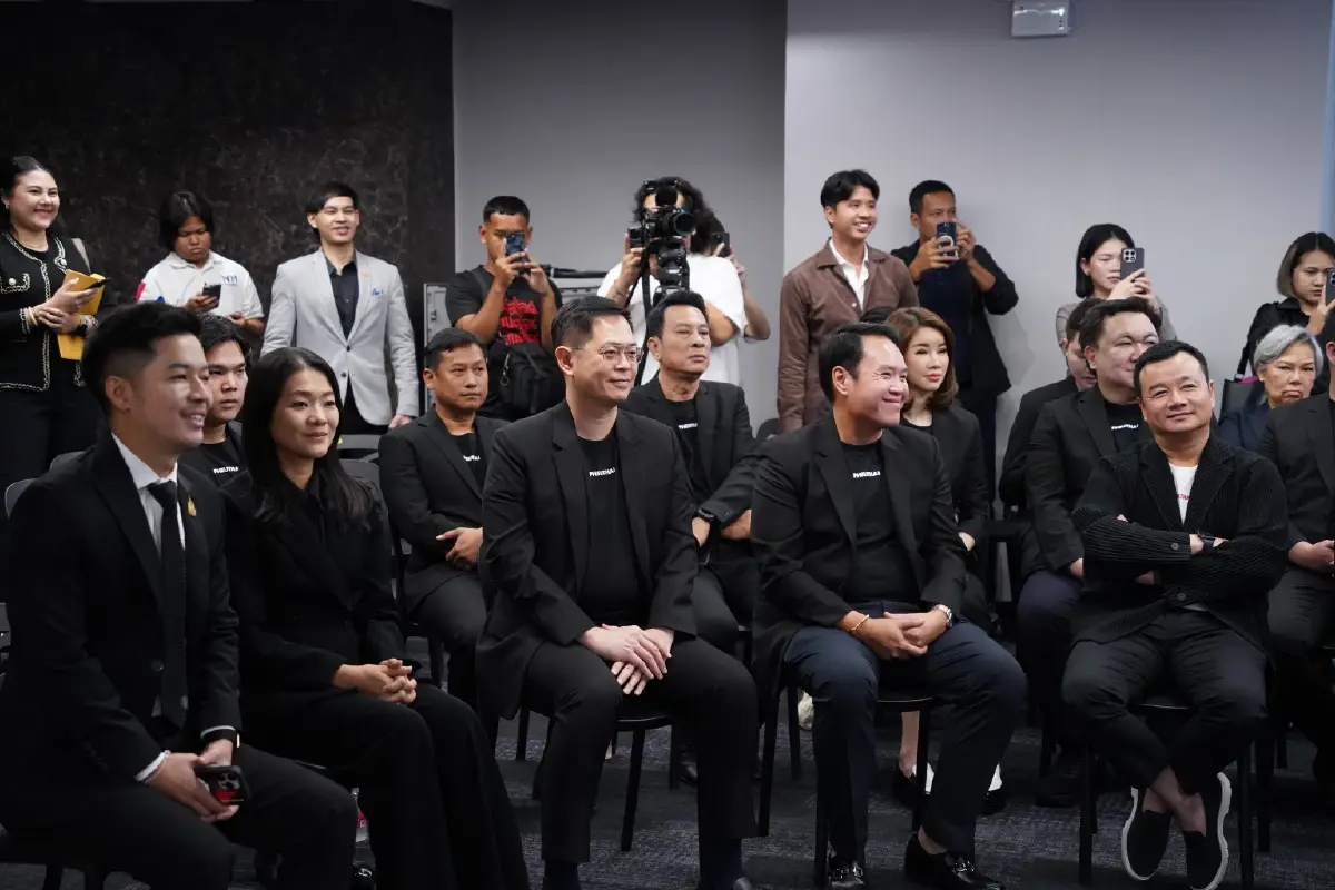 "พรรคเพื่อไทย" เปิดตัว สส.กรุงเทพฯ ครบ 33 เขต! ชู ความสามัคคีคือชัยชนะ