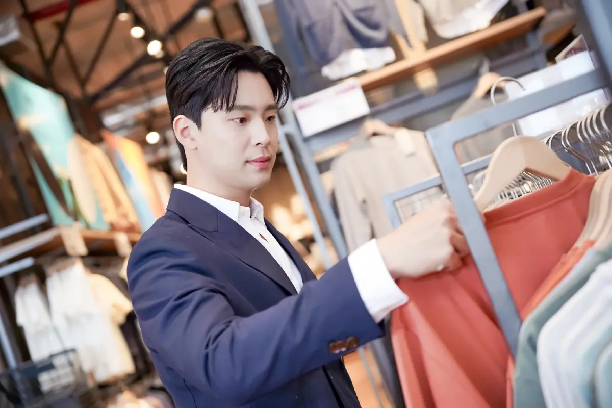 โรบินสันไลฟ์สไตล์ จับมือพันธมิตร จัดแคมเปญส่งท้ายปี ลดสูงสุด 80% ลุ้นรางวัล 5 ล้าน