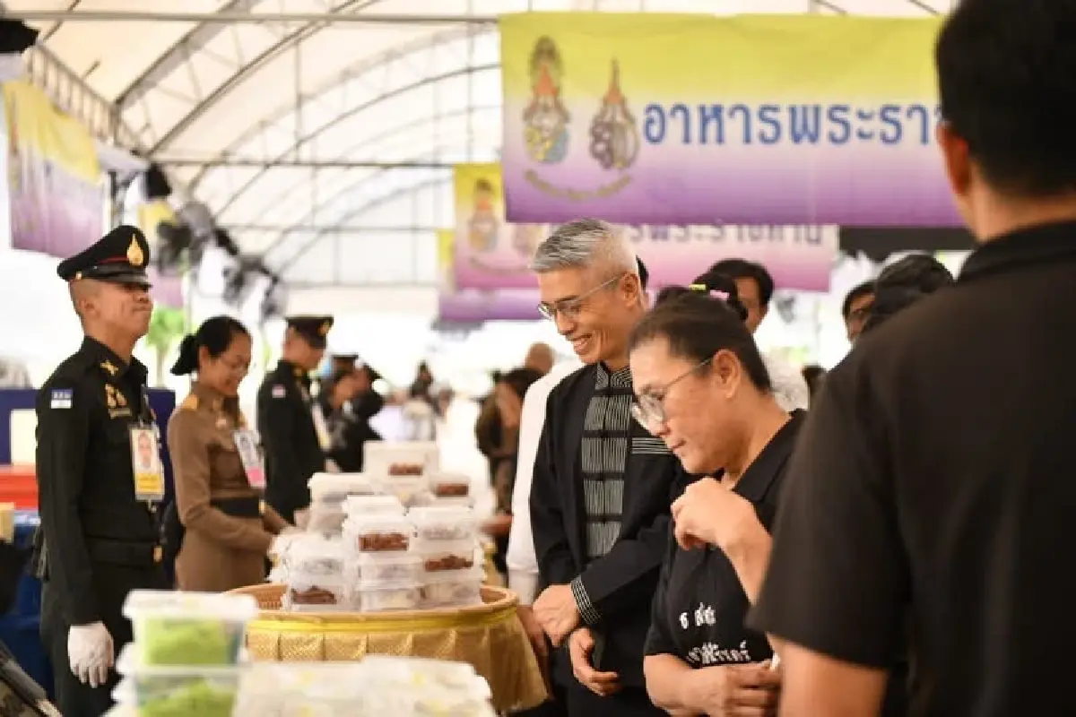 เปิดสายด่วน 1818 โทรฟรี! เสริมจุดชาร์จมือถือ-ขยายบริการแพทย์ รองรับประชาชนถวายสักการะ "พระพันปีหลวง"