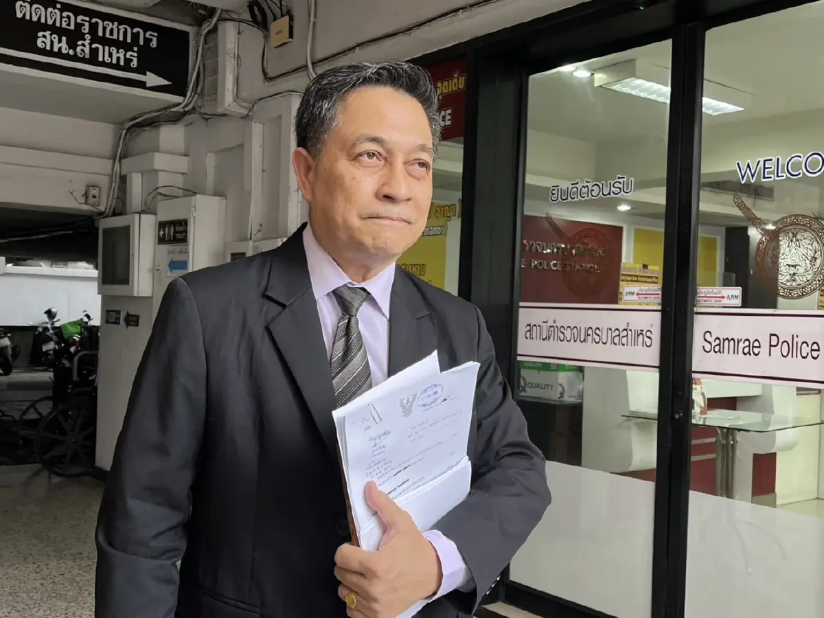 'เบน สมิธ' ส่งทนายแจ้งความเอาผิดอาญา 'ทอมไรท์' - ฟ้องแพ่ง 'สฤณี'