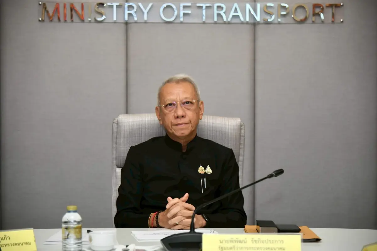 สายการบินชงหั่นภาษีน้ำมันเหลือ 20 สตางค์/ลิตร ลดค่าตั๋วในประเทศ