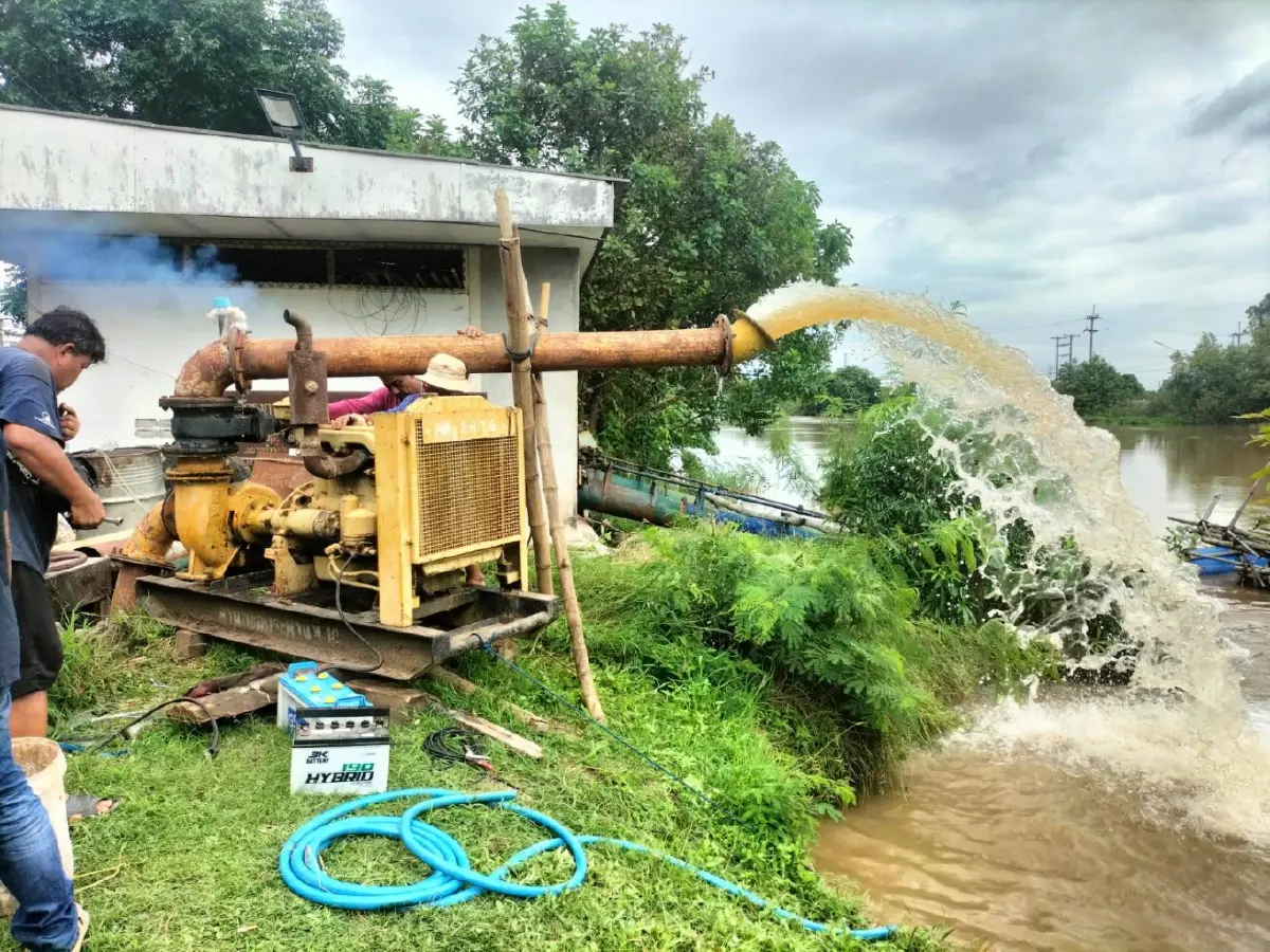 กรมชลฯติดเครื่องสูบ–ผลักน้ำทั่วลุ่มเจ้าพระยา ลดท่วมท้ายเขื่อน