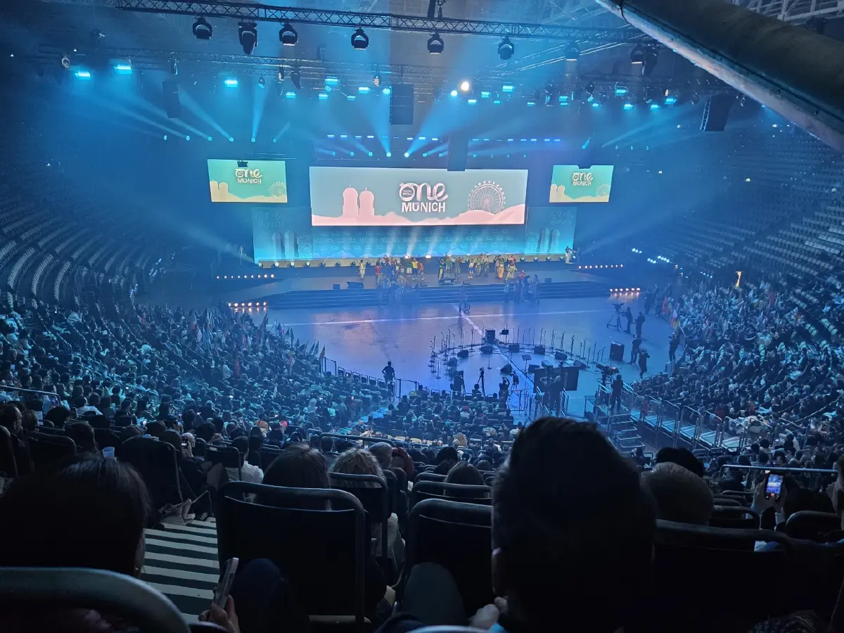 เครือซีพีนำพลังคนรุ่นใหม่! เข้าร่วมงาน One Young World Summit 2025