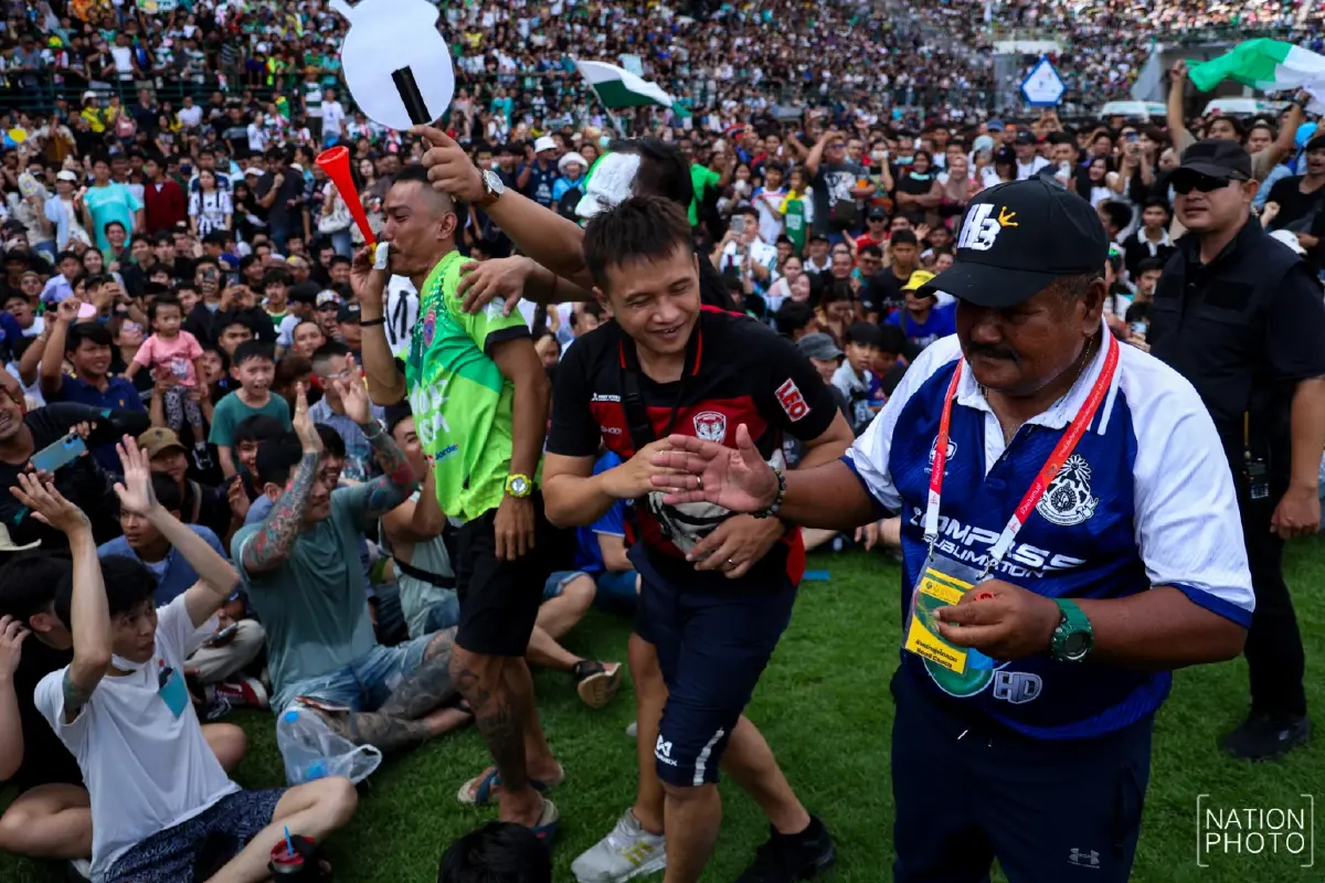 ช่อง 7HD ทำสถิติไลฟ์บอล 7 คน นัดชิงฯหมอนทอง ทะลุ 1.6 ล้านวิว! สูงสุดกีฬา