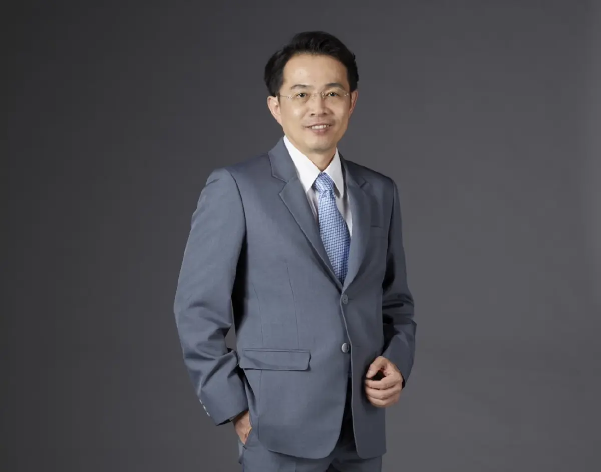 รศ. ดร.ดำรงค์ อดุลยฤทธิกุล รองอธิการบดีฝ่ายวิชาการ มหาวิทยาลัยธรรมศาสตร์