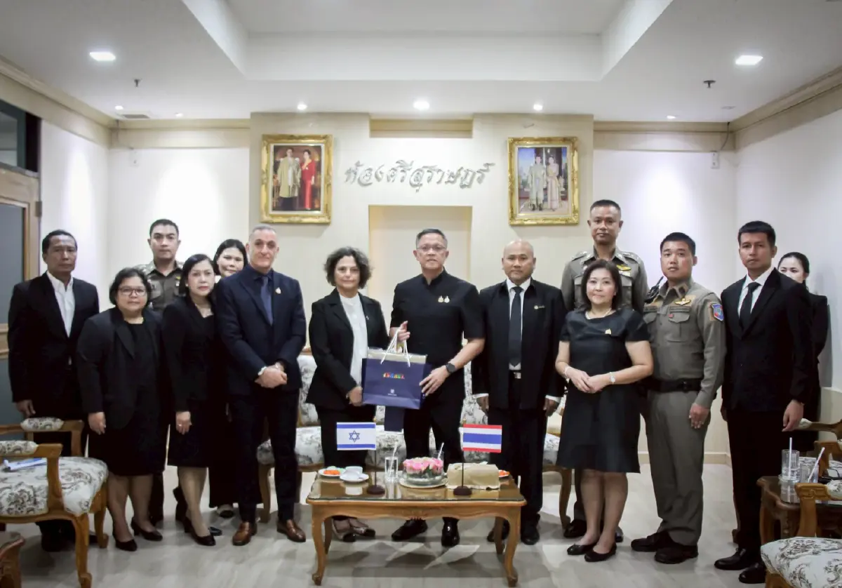 ผู้ว่าสุราษฎร์ธานีหารือทูตอิสราเอล ปมนักท่องเที่ยวทำผิดกฎหมาย